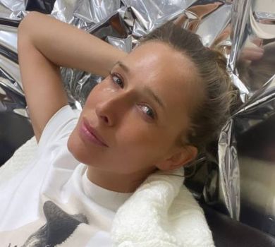 Життя – це грим: Осадча показала, як її чепурять до зйомок