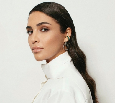 Дімопулос зробила перше селфі від початку війни та розказала, коли повернеться до Києва