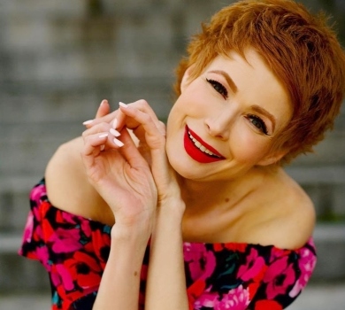 Лебідь показалася в бікіні на троєщинських Мальдівах