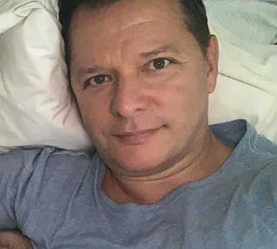 Найкращий ранок: Ляшко показався у ліжку з маленьким сином