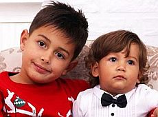 Клочкова похвалилася елегантним сином біля ялинки. ФОТО