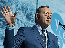 Пінчук привіз до Києва зірку Карткового будиночка Кевіна Спейсі. ФОТО