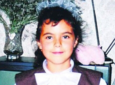 Каменських у туалеті підправляла табель, а Данилко ходив у школу в капцях