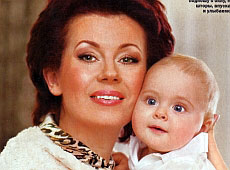 У Алли Мазур росте син-модник, а імені його батька вона не видає