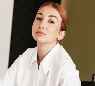 Знову вагітна: блогерка Пренткович у купальнику показала живіт на Мальдівах. ФОТО