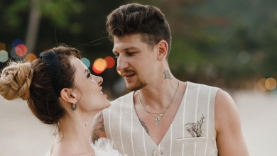 Ми точно не ідеальні: чоловік MamaRika вщипнув її за дупцю в грайливому фотосеті