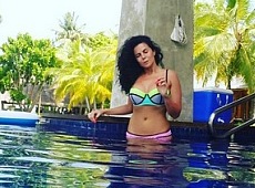 Каменських на островах смажиться на сонці та ходить у спортзал. ФОТО