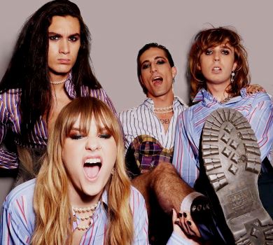 Учасник Maneskin у Москві ушкварив танок під Шум GО_A. ВІДЕО