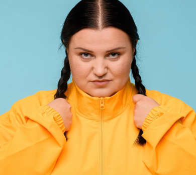 alyona alyona показала, як виглядала у школі, та похвалила себе за досягнення