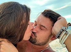 Невістка Ющенка зацілувала його сина на відпочинку. ФОТО 