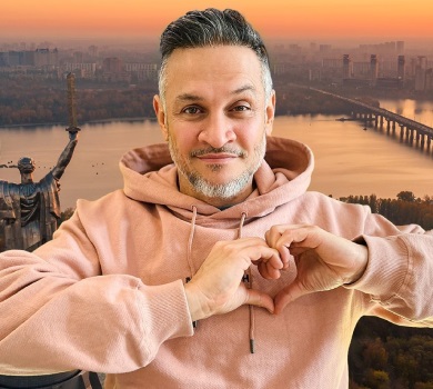 Воюєте за репутацію України: Хіменес-Браво закликав біженців гідно поводитися за кордоном