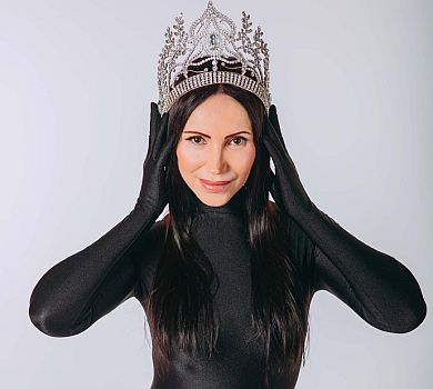 Гаряча бабуня: як 59-річна одеситка міжнародні конкурси краси підкорила