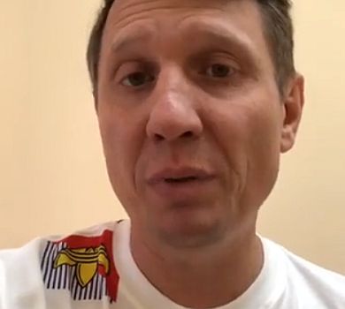 Хворий на коронавірус депутат Шахов показав свою палату та дієтичний супчик