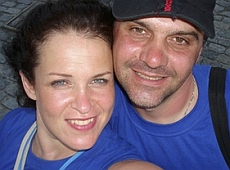 Писанка познайомилася з чоловіком у соцмережі