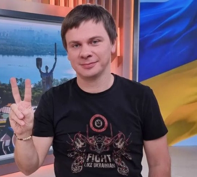 Ми непереможні: Комаров оголосив, за яку суму вдалося продати його авто заради допомоги ЗСУ