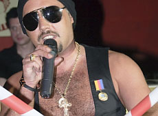 Коляденко, Кароль, Гросу і Секс без зобов'язань у нічному Києві