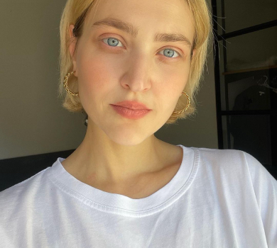 Кекелія показала себе-підлітка і розказала, яка частина обличчя змінилася без пластики