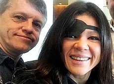 Руслана заграла на ланцюгах та розбила голову. ВІДЕО