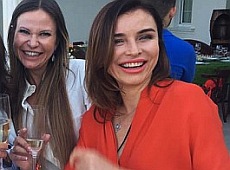 Дружина Табачника на своє 45-річчя пірнула в одязі до басейну й станцювала на столі