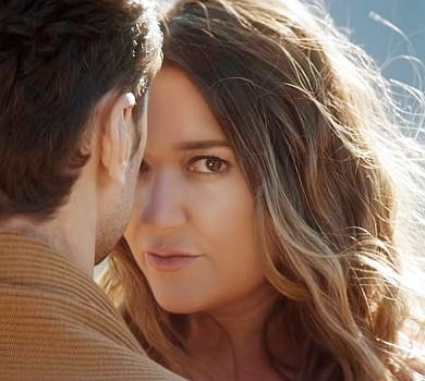 Як Могилевська у Карпатах любов серед напівголих парубків шукала. ВІДЕО