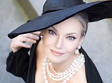 Рік за п’ять: Окунська відзначила 4-річчя життя у Парижі