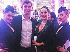 Кароль, Астаф'єва і Барських заспівали на весіллі львівського депутата. ФОТО