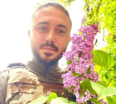 Зробив пару селфі, а далі в тебе спєцзаданіє: Тополя критично висловився про стереотип щодо зірок у теробороні