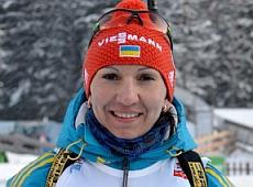 Біатлоністка Підгрушна розповіла про гонки та показала зброю. ВІДЕО