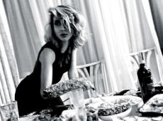 Лобода зустріла Новий рік з діамантовою рукою. ФОТО 