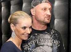 Як Окунська обіймала Гошу Куценка, а Кличко-старший курив