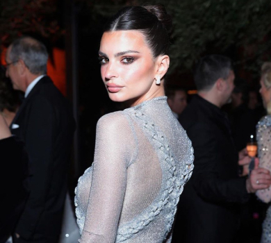 Ратаковскі показала, як виглядала б, якби була чоловіком. ФОТО