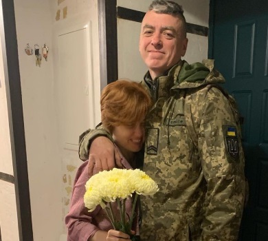 Дякую Богу!: Гапчинська показала довгоочікувану зустріч з чоловіком-захисником