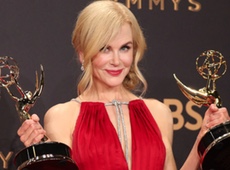 Еммі-2017: Перемога Кідман, Болдуїна і лайливої Мосс. ФОТО