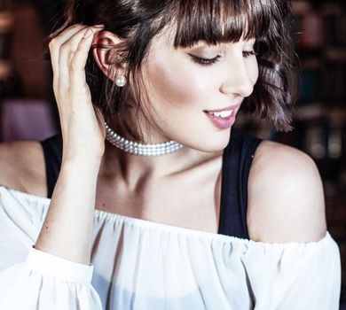 Довгокоса білявка MARUV представила акустичну версію пісні, що не доїхала до Євробачення. ВІДЕО