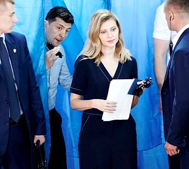 Як Зеленські, Тимошенки та Гройсмани на виборчі дільниці ходили. ФОТО