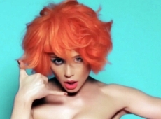 Кароль у боксерських трусах відмовляється брати слухавку