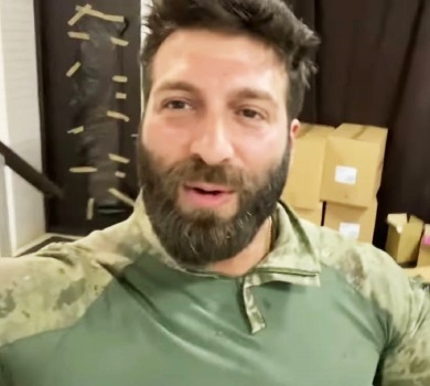 Салем розповів, як дружина відреагувала на його бажання всиновити дитину