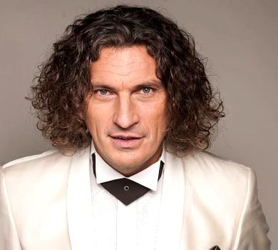 Піснею зцілював душу: Зеленський присвоїв Кузьмі Скрябіну звання Героя України