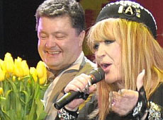 Пугачова смалила з Порошенком, а Симоненко з коханкою гиготіли