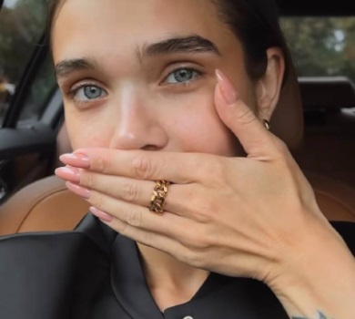 Лякаюся відображення у дзеркалі: Саша Бо зменшила губи. ФОТО