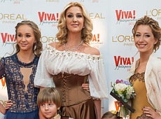 Найкрасивіші 2012: нагороди дісталися Лорак, Дорну, Єгоровій та Мейхер