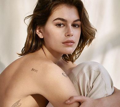 19-річна донька Кроуфорд попозувала топлес для відомого бренду