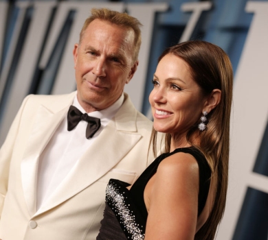 Кевін Костнер через суд намагається виселити дружину з хати