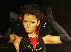 Міс Україна Ліка Роман взяла участь в масовому затьмаренні