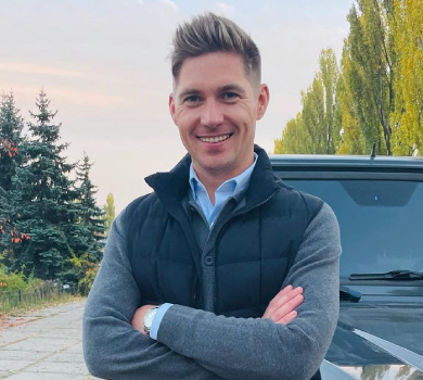 Наробив помилок: дружина Остапчука розказала, що думає про його минулі стосунки та про ставлення до нього її батьків