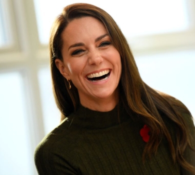 Скромна принцеса: Міддлтон засвітилася в сукні за $40