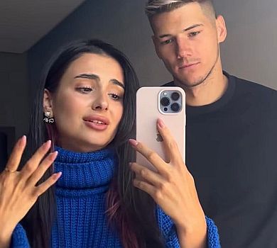 Не минуло й місяця: Трінчер загубила весільну обручку за 66 тисяч