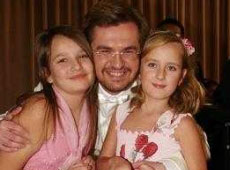 Син Пономарьова любить сало з цибулею, а він готує борщі 