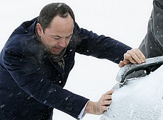 Ви застрягли у сніговому заторі? Телефонуйте Тігіпку!