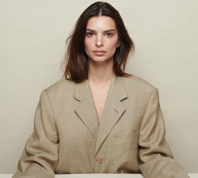 Ратаковскі на підлозі стала бутербродом для глянцю. ФОТО